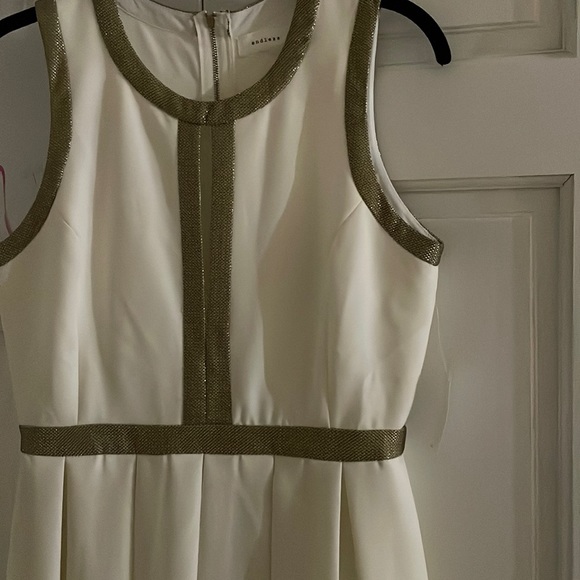 Endless rose dress - Picture 2 of 5